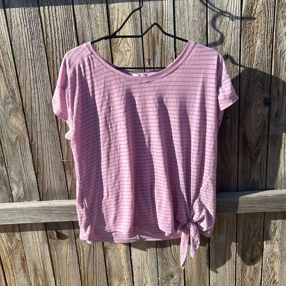 Champion athletic top tshirt striped size large
